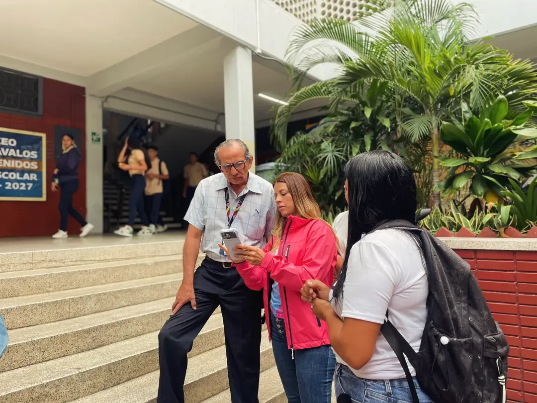 Liceo Ábalos acogió taller de prevención de embarazo a temprana edad